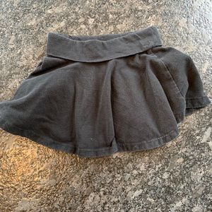 Girls Old Navy Black Circle Skirt size 12-18months